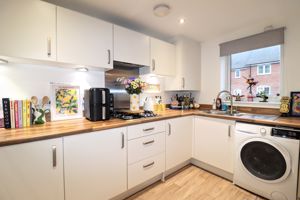 Kitchen- click for photo gallery